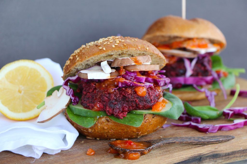 Rezepttipp: Rote Bete Burger von Adaeze Wolf