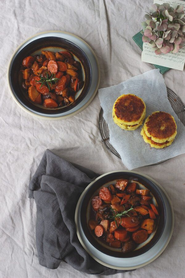 Würziges Gemüse-Ragout mit Kartoffelplätzchen